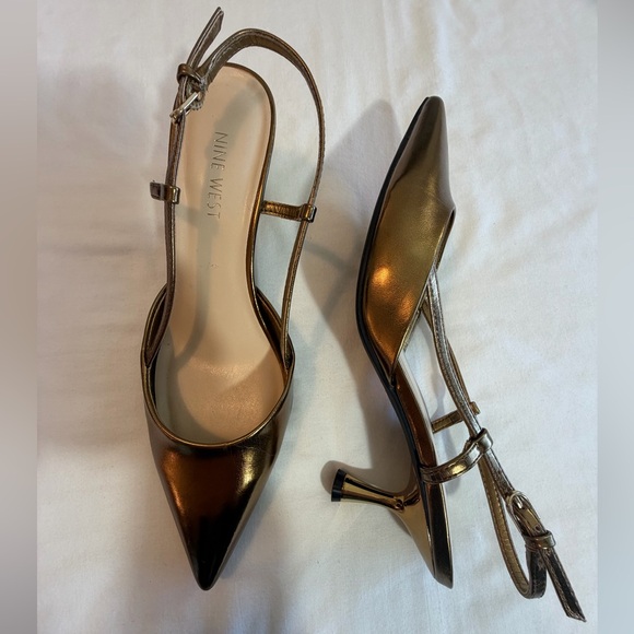 Nine West Metallic Gold Bronze Slingback Kitten Heels size 8 - Picture 9 of 13